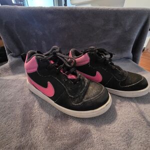 Nike Kids Black and Pink Sneakers